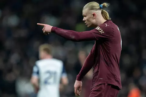 صباحك أوروبي.. إنجاز هالاند.. أزمة أوسيمين.. وعودة هاري كين